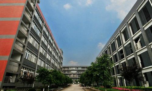 重庆计算机学校如何 办学靠谱吗