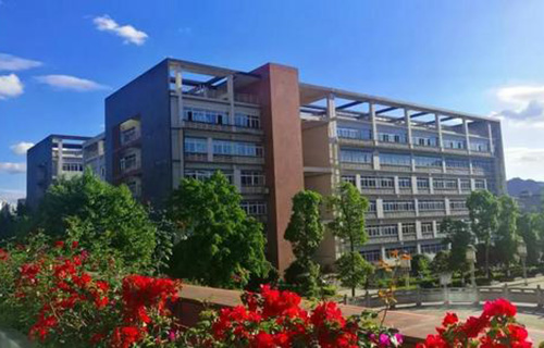 重庆医药学校是正规的吗 学校怎么样