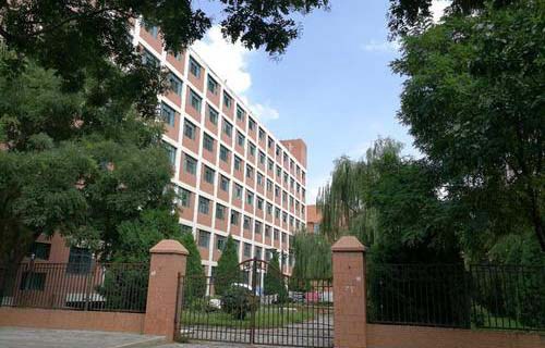 临汾华隆职业学校2023年录取分数线